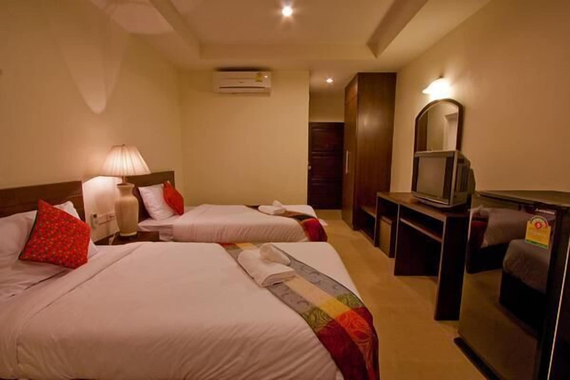 Suphan Lake Hometel Bangkok Quarto foto